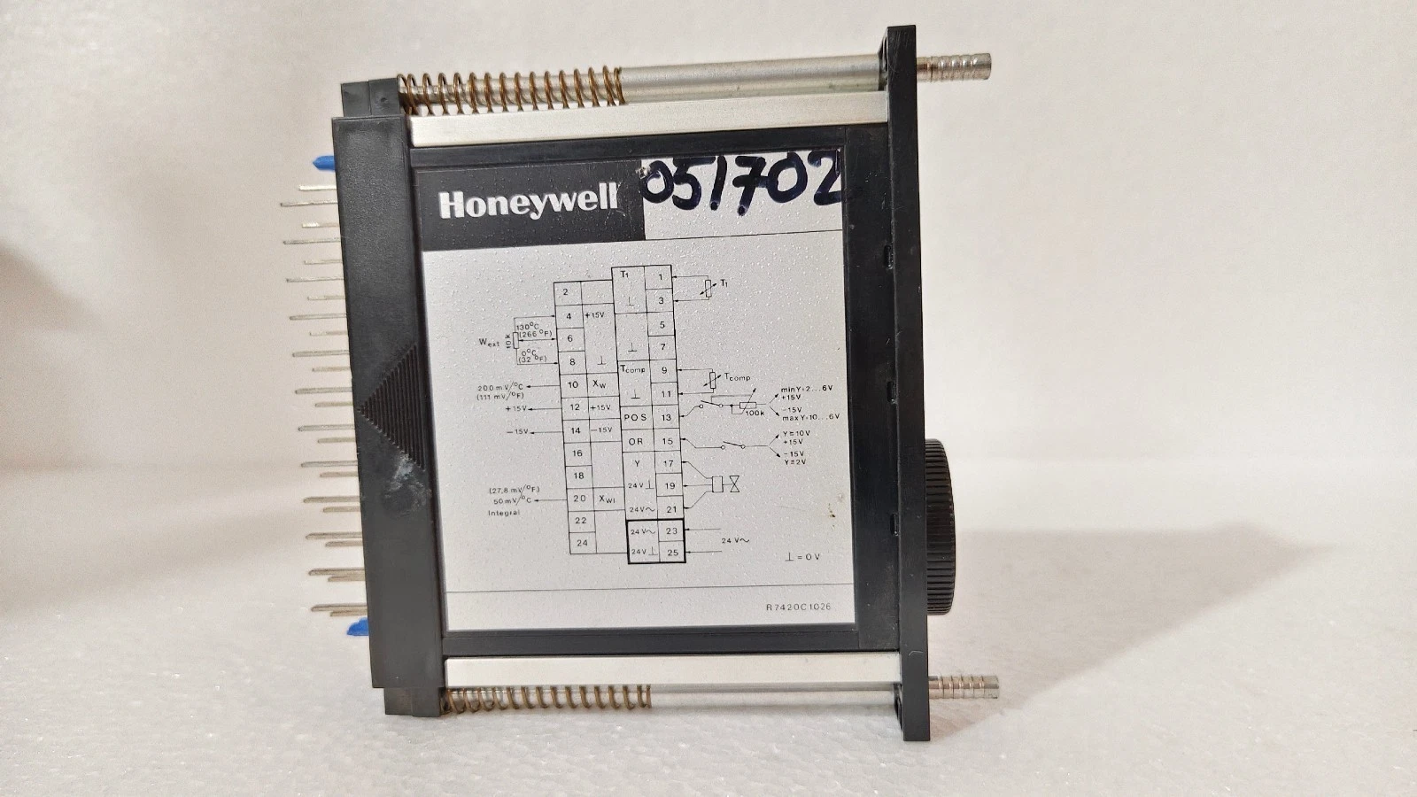 admin/uploads/uploads/Honeywell r7420a1026_7.webp